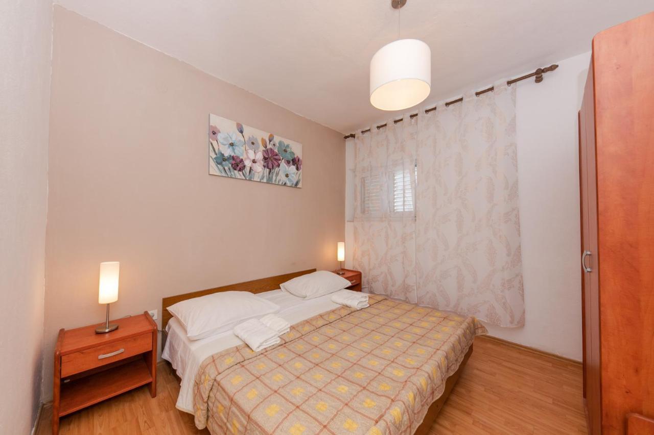 Apartments Mate Vinišće 外观 照片