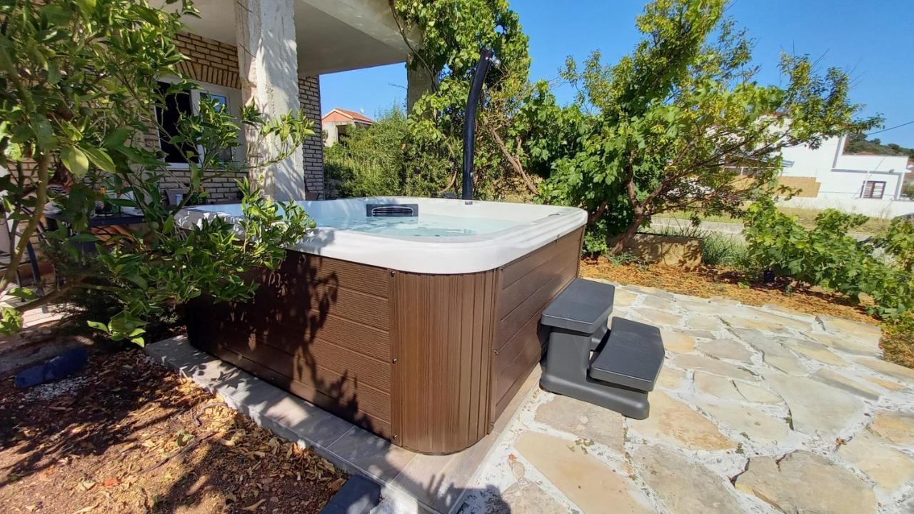 Apartments Mate Vinišće 外观 照片