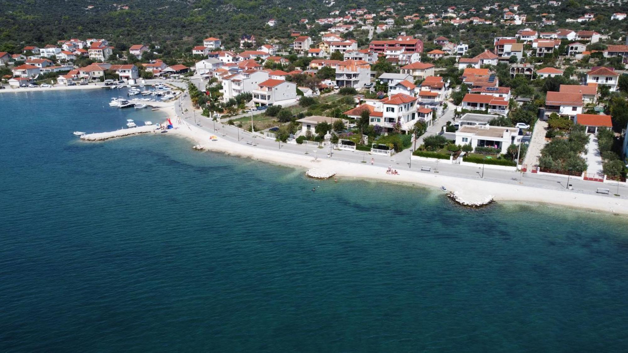 Apartments Mate Vinišće 外观 照片