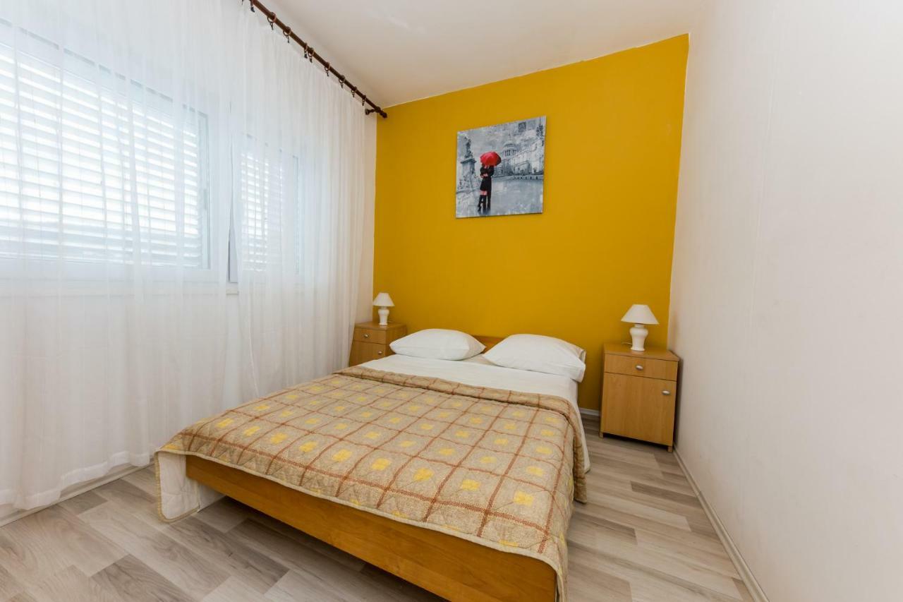 Apartments Mate Vinišće 外观 照片