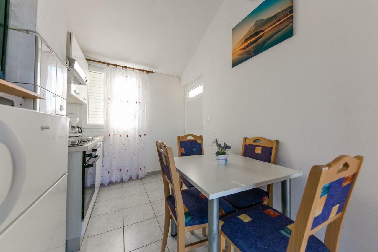 Apartments Mate Vinišće 外观 照片